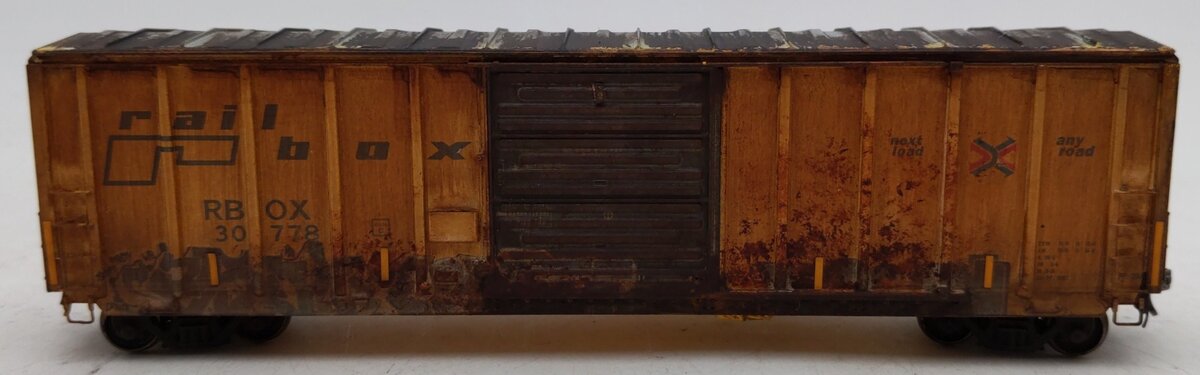 InterMountain HO Scale Custom Weathered Railbox Combo Door Boxcar #30778
