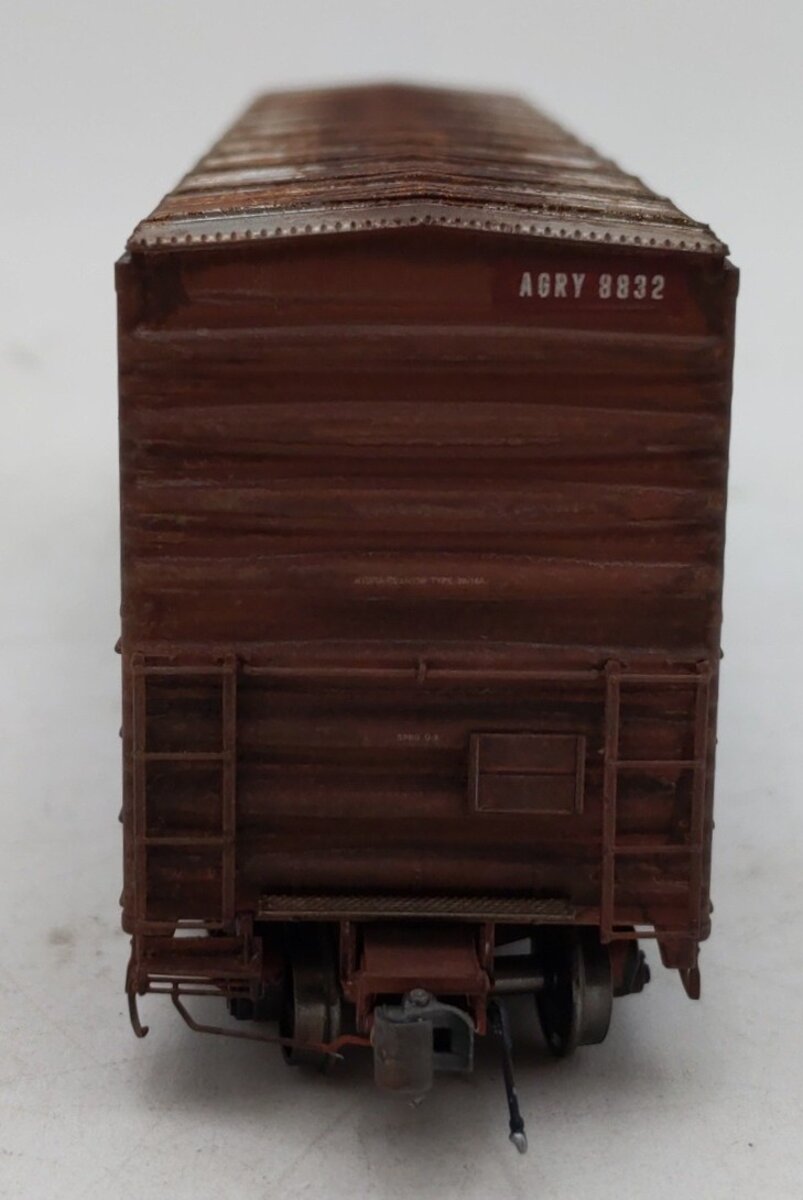 Rapido Trains 170008A HO Custom Weathered AGRY PC&F B-70-69/71/75 Boxcar #8832