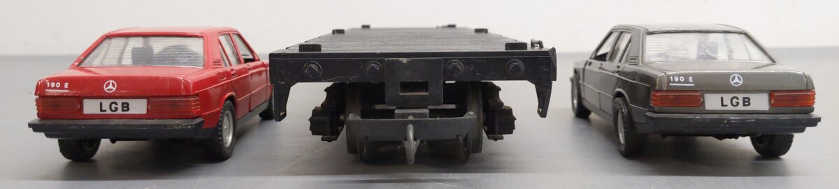 LGB G Scale Denver & Rio Grande Western Flatcar w/ 2 Mercedes Automobiles #4061 EX