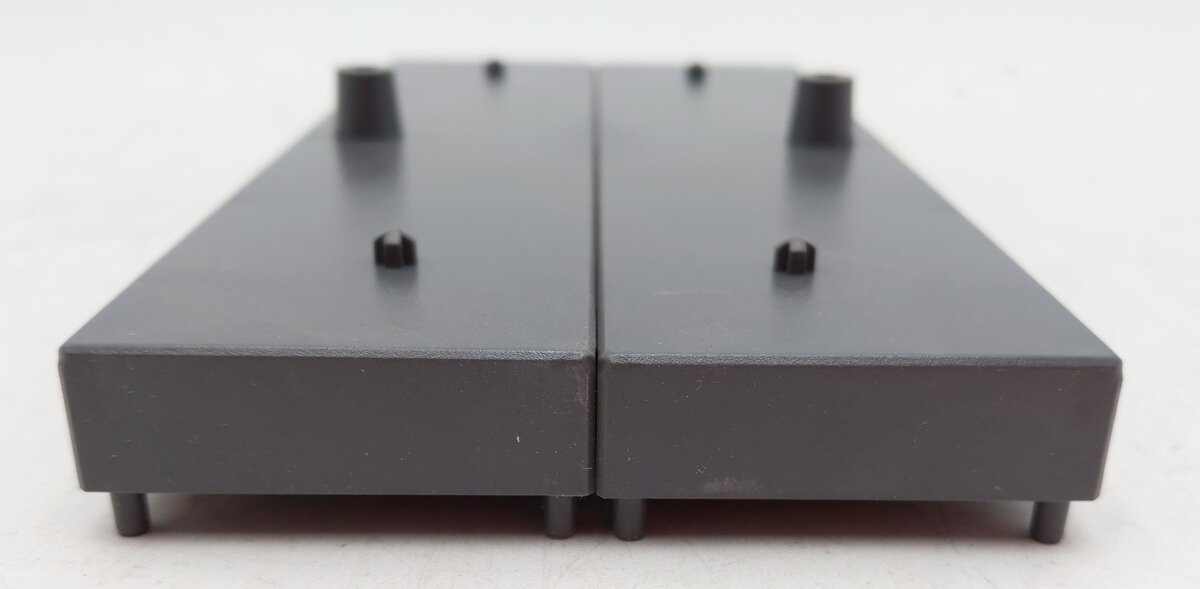 LGB 50611 G Scale Bridge Mounting Piers (Pack of 2) EX/Box