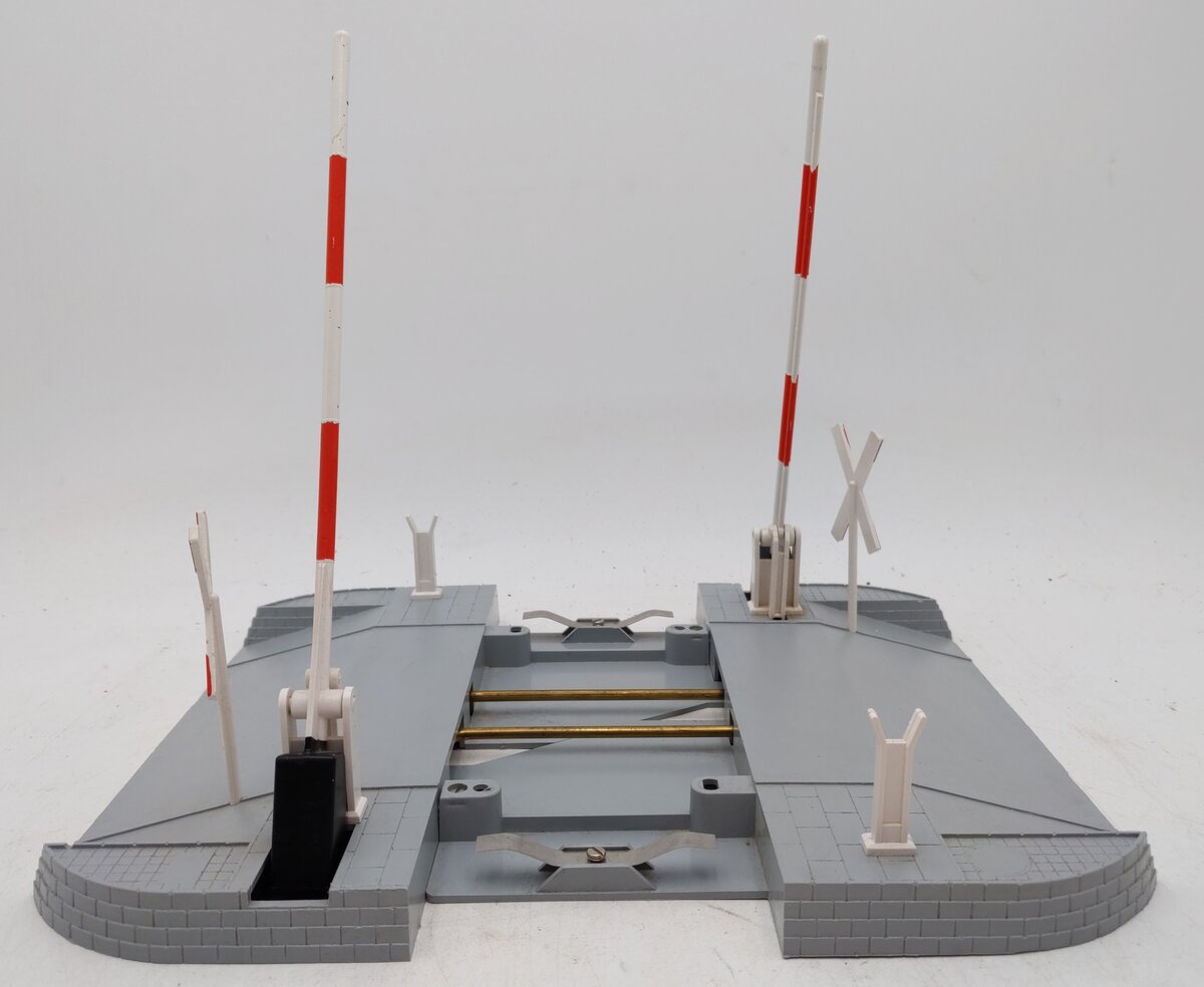 LGB 5065 G Scale Operating Crossing Gate Set EX/Box