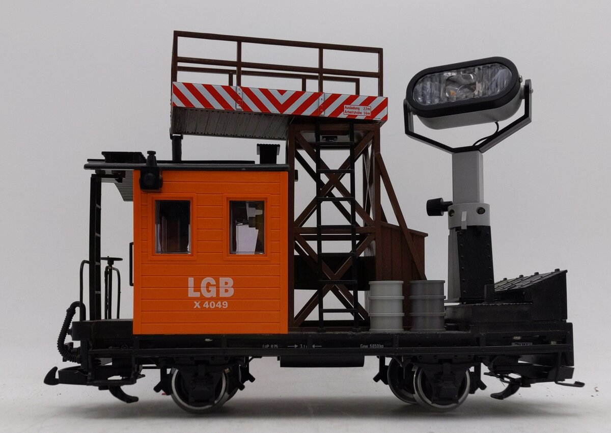 LGB 4049 G Scale Operating Searchlight Car w/ Metal Wheels EX