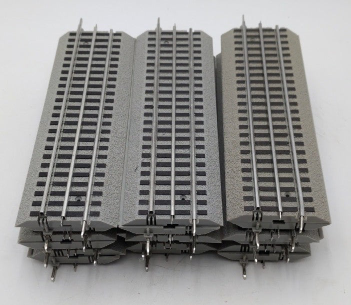 Lionel 6-12014 FasTrack 10 Inch Straight Track (18) EX