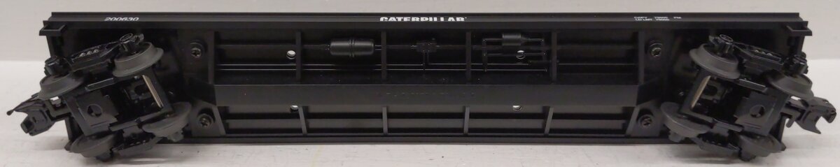 MTH 20-98531 O Gauge Caterpillar Flat Car w/ 2 CAT Rental Store Haulers #200630 EX