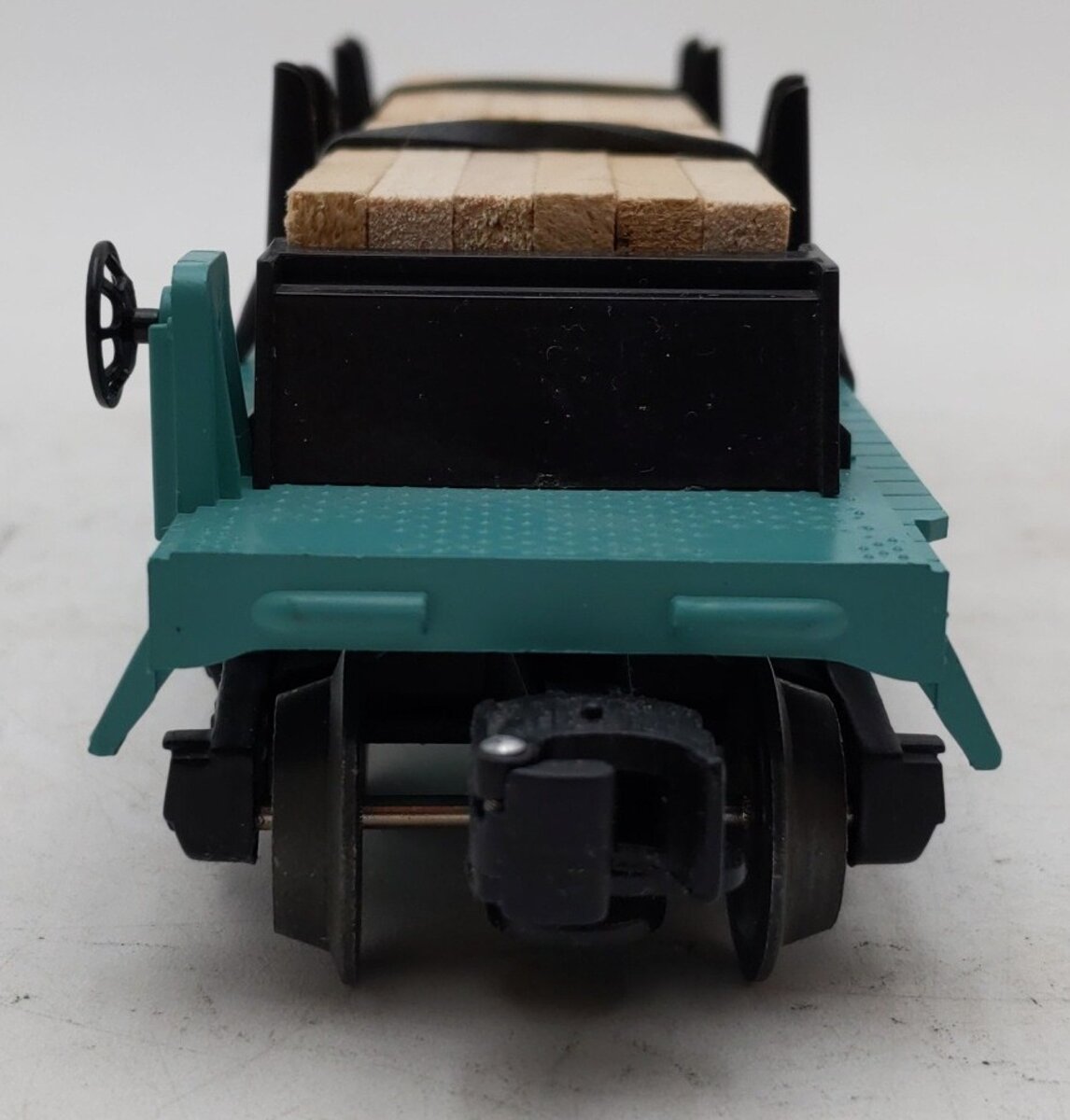 Lionel 6-19486 O Gauge New York Central Flatcar #19486 with Lumber Load EX/Box