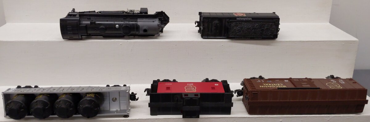 Lionel 6-31986 Wisconsin Central Highball O Gauge Steam Freight Train Set EX/Box