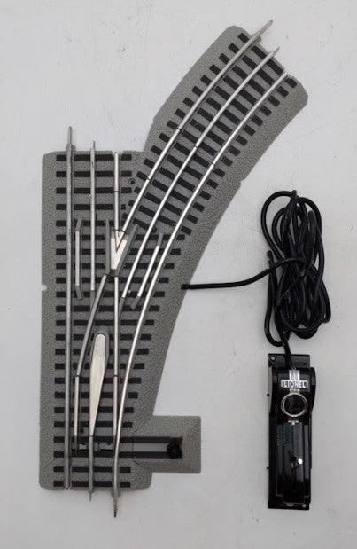 Lionel 6-12046 O Gauge O36 Right Hand Remote-Control FasTrack Switch/Turnout EX/Box