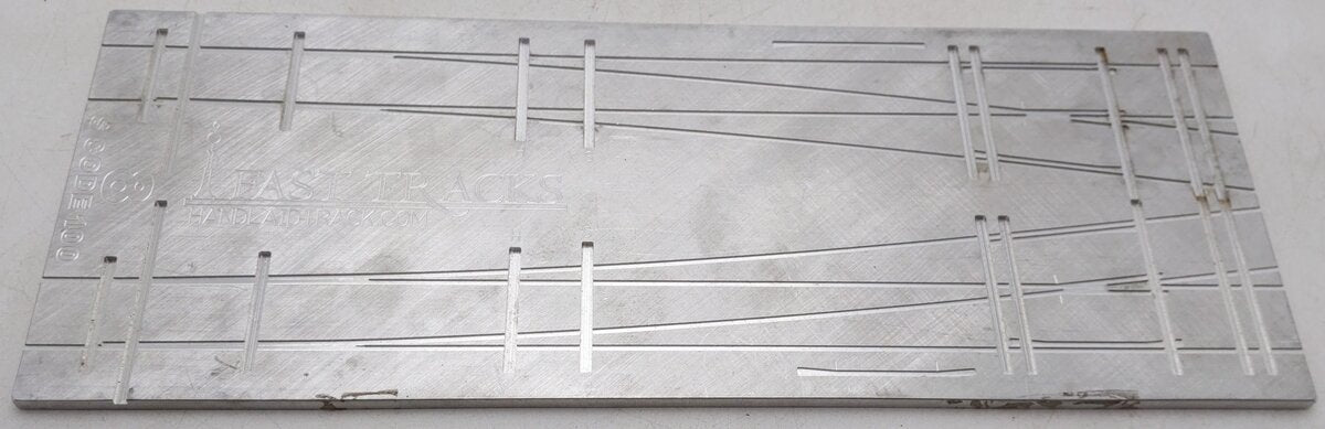 Fast Tracks S Modern No. 8 Metal Crossover Track Section Mold VG