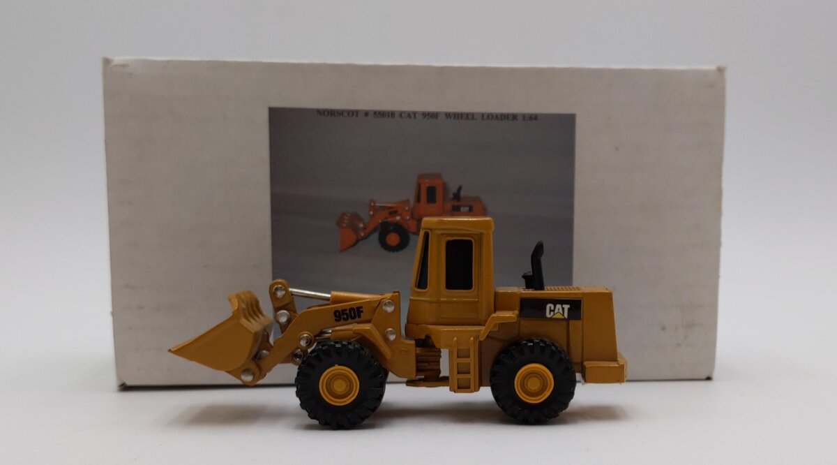 Norscot 55010 1:64 CAT 950F Wheel Loader LN/Box
