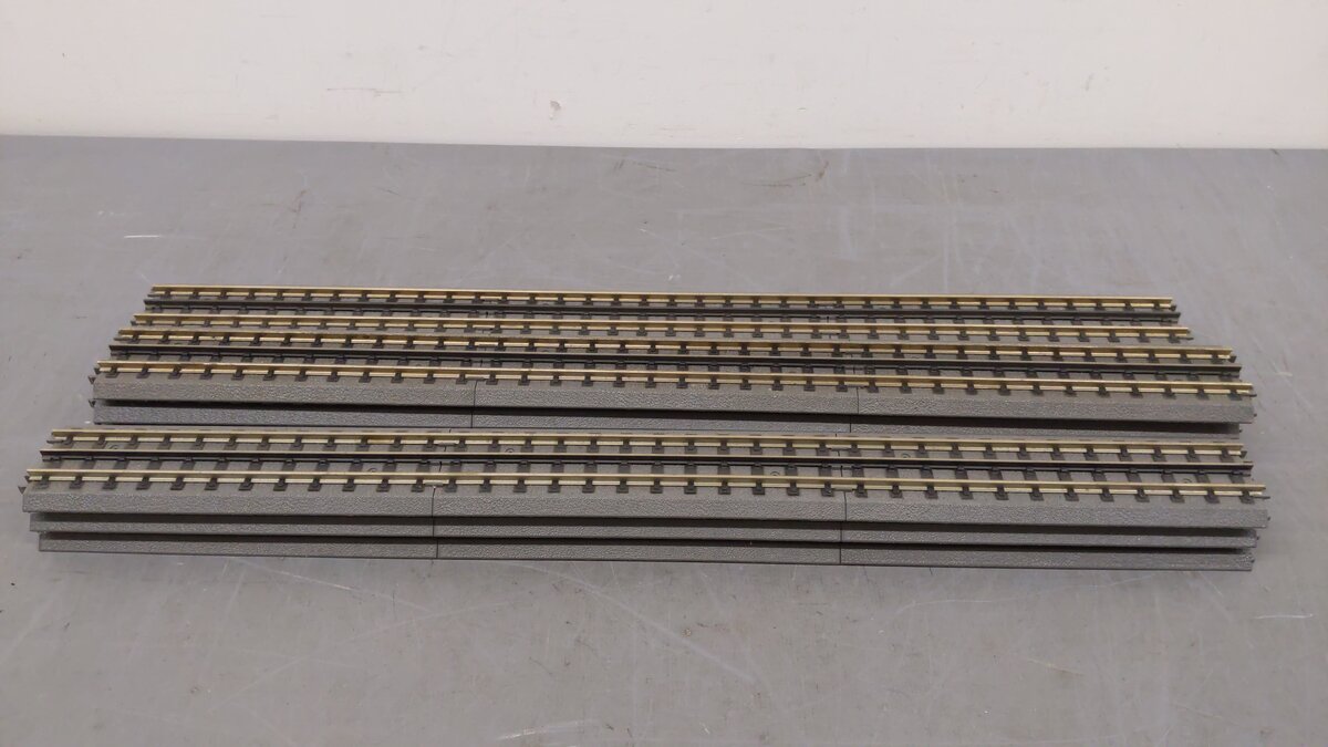 MTH 40-1019 RealTrax 30 Inch Straight Track Section (10) LN