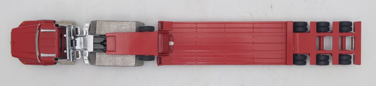 Conrad 1:50 Die-Cast International 5600i with Talbert Lowboy Trailer EX
