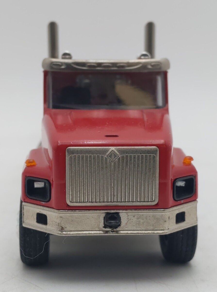 Conrad 1:50 Die-Cast International 5600i with Talbert Lowboy Trailer EX