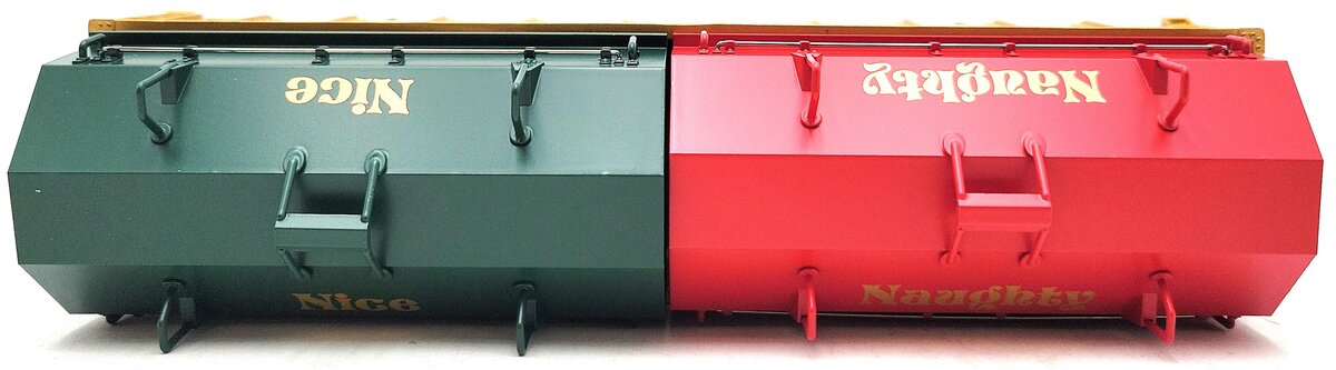 American Flyer 6-48572 S Gauge Naughty or Nice Gondola with Coil Covers LN/Box