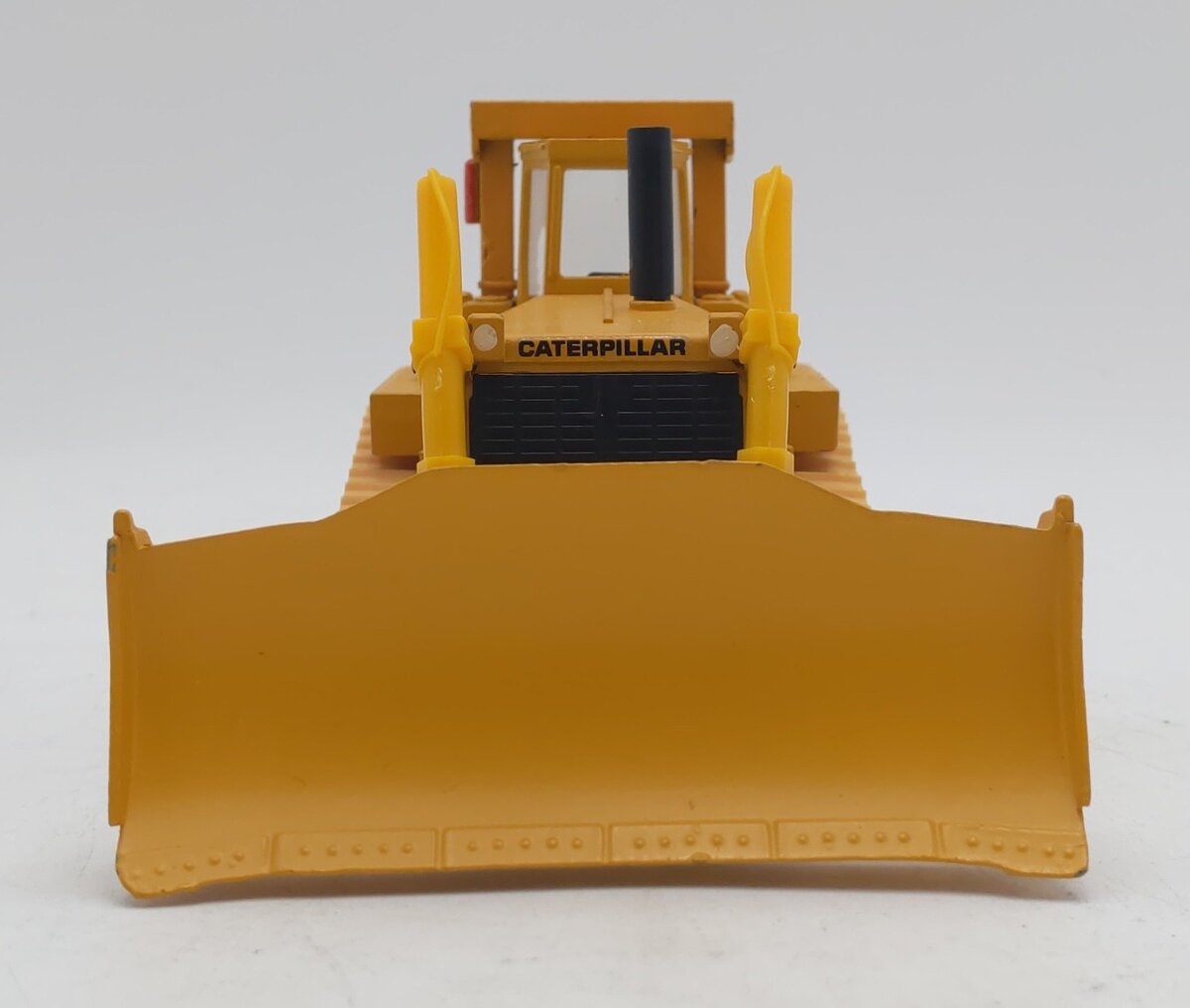 Conrad 285 1:50 CAT D10 Die-Cast Dozer with Front Blade and Rear Knife EX