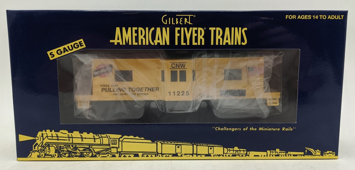 American Flyer 6-44111 S Chicago and North Western Bay Window Caboose NIB