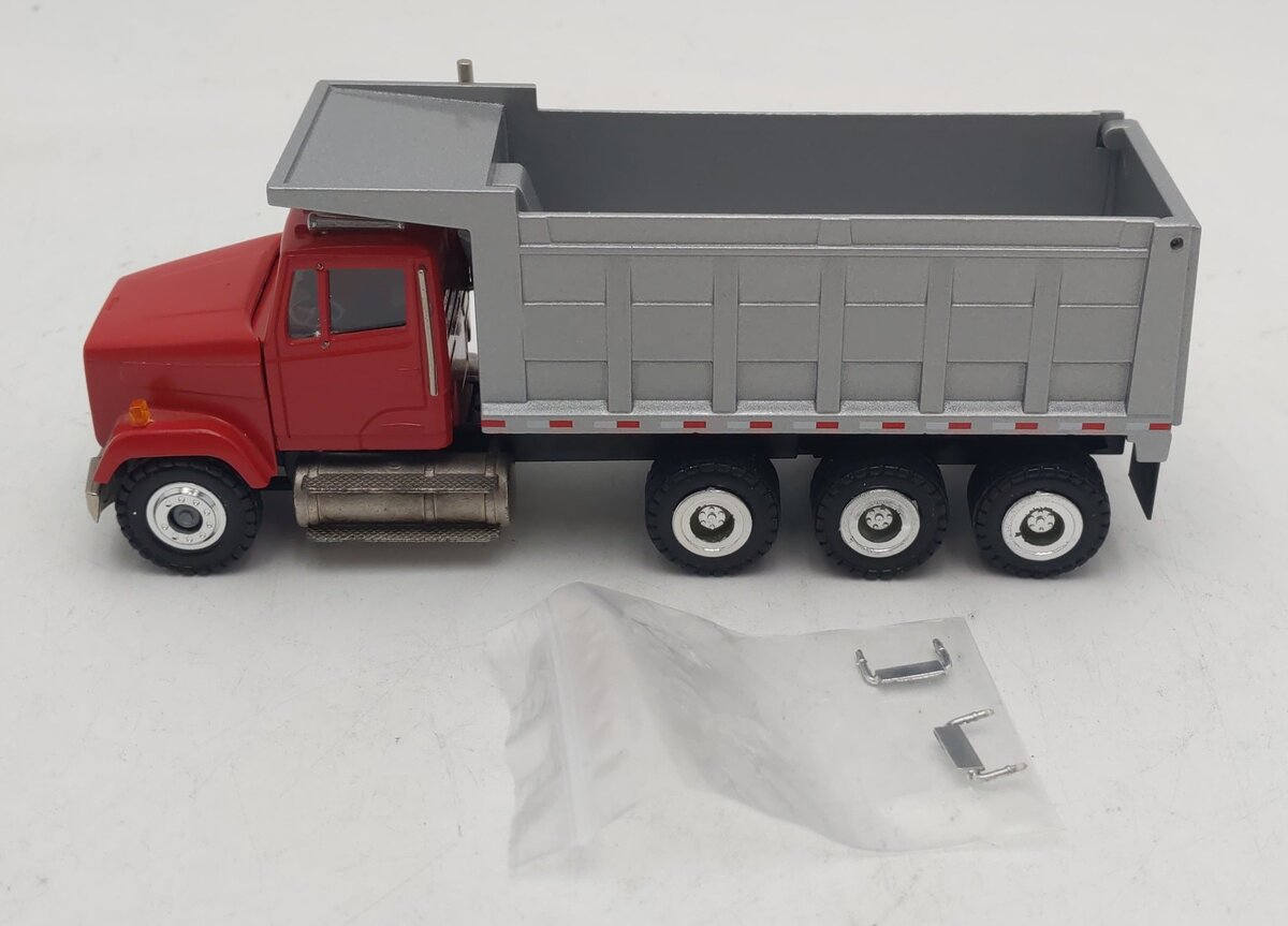 Conrad 1:50 Die-Cast Freightliner Dump Truck EX