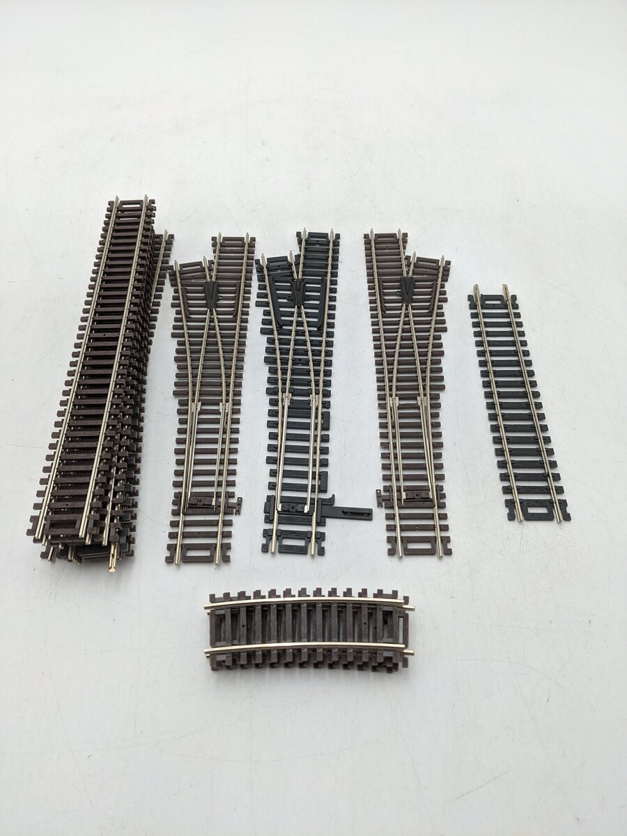 Atlas HO Scale Assorted Track And Switches [15] VG