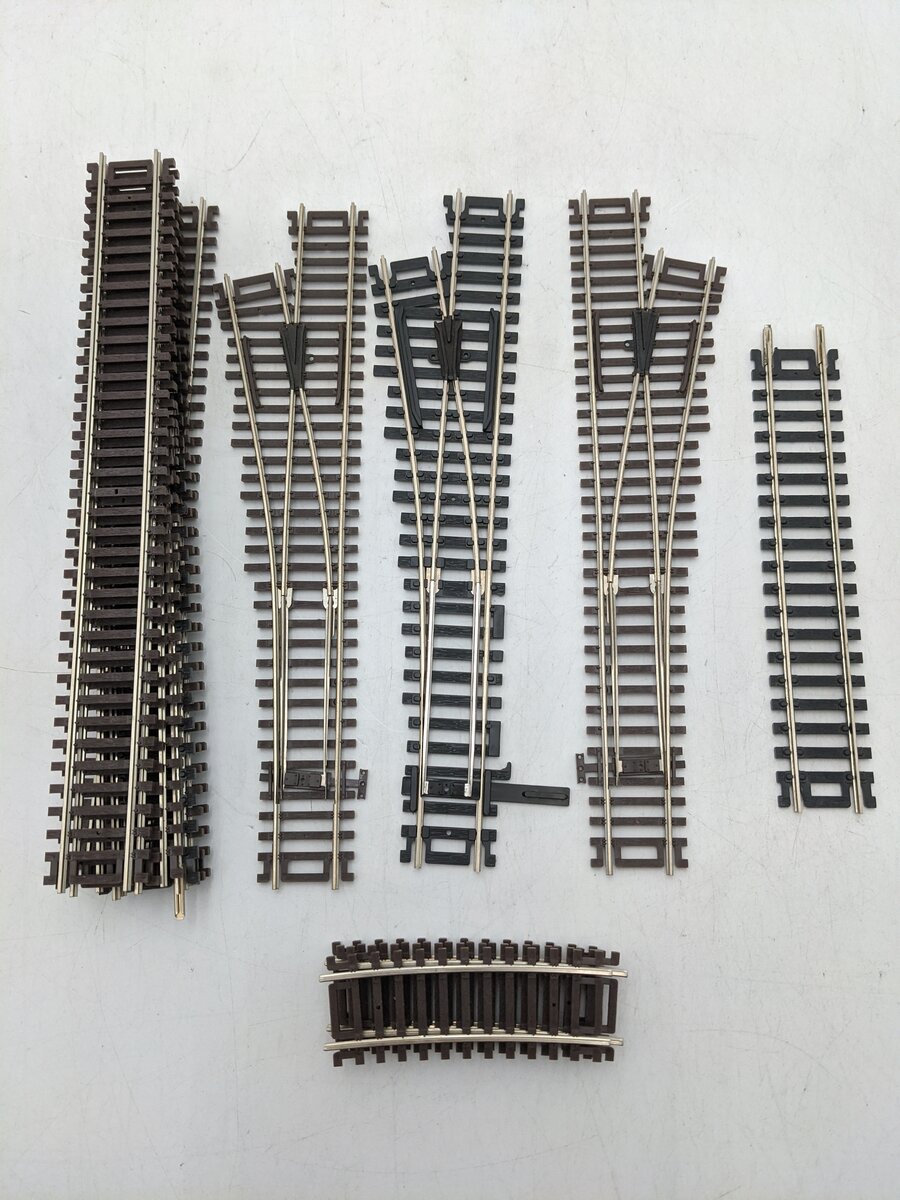 Atlas HO Scale Assorted Track And Switches [15] VG