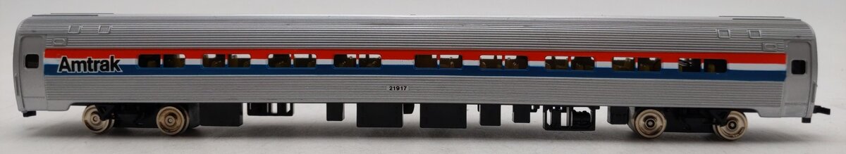 Bachmann 72205 HO Amfleet Lighted 85' Streamliner Coach LN/Box