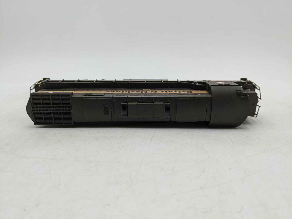 Kato HO Scale Detroit & Makinac Diesel Locomotive #181 VG