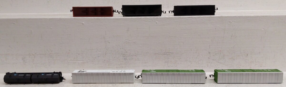 Roundhouse & Red Caboose N Scale Assorted Freight Cars [7] EX/Box