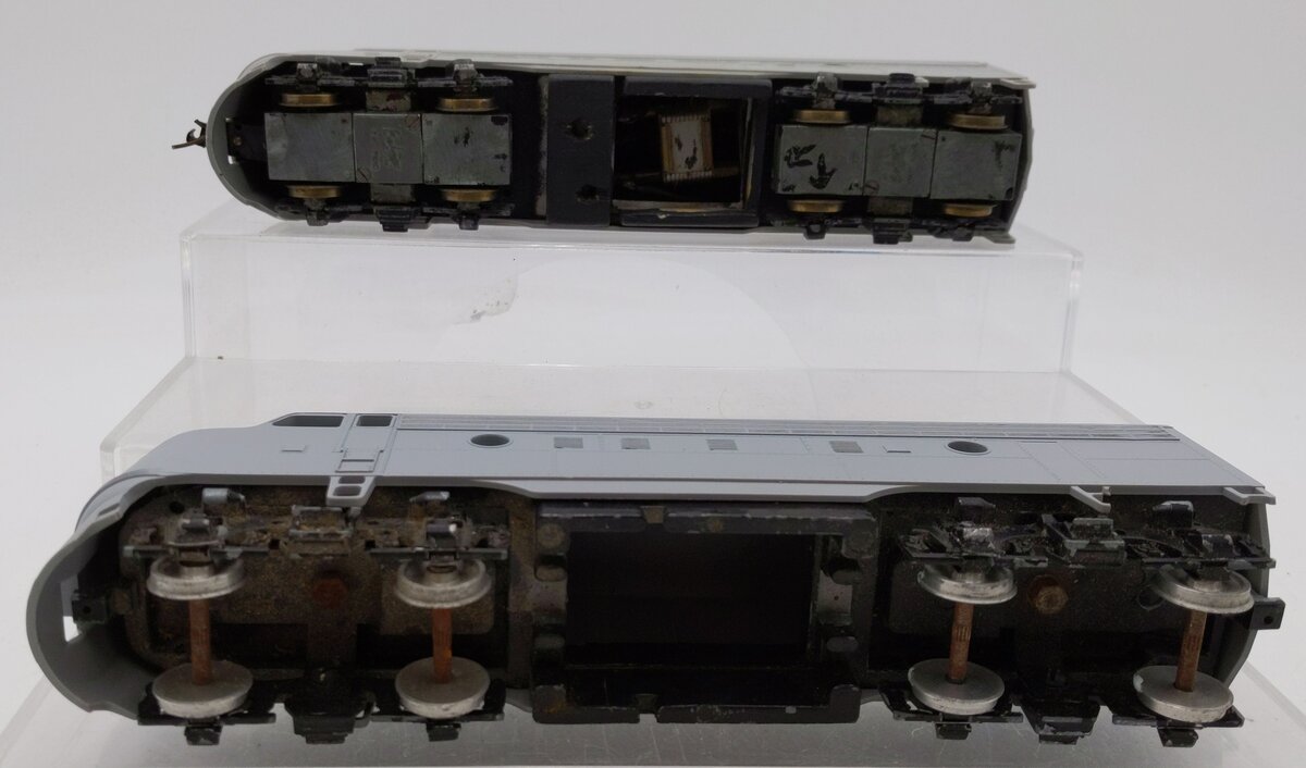S Scale Undecorated AB Diesel Locomotives VG