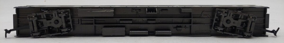 IHC 6586 HO Scale Richmond Fredericksburg & Potomac Smooth Side Coach Car #840 LN/Box