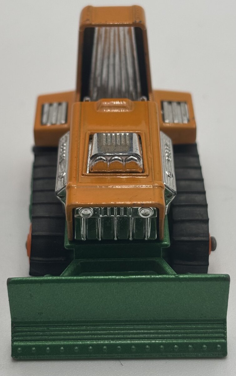 Matchbox 12 1:64 Big Bull Bulldozer EX
