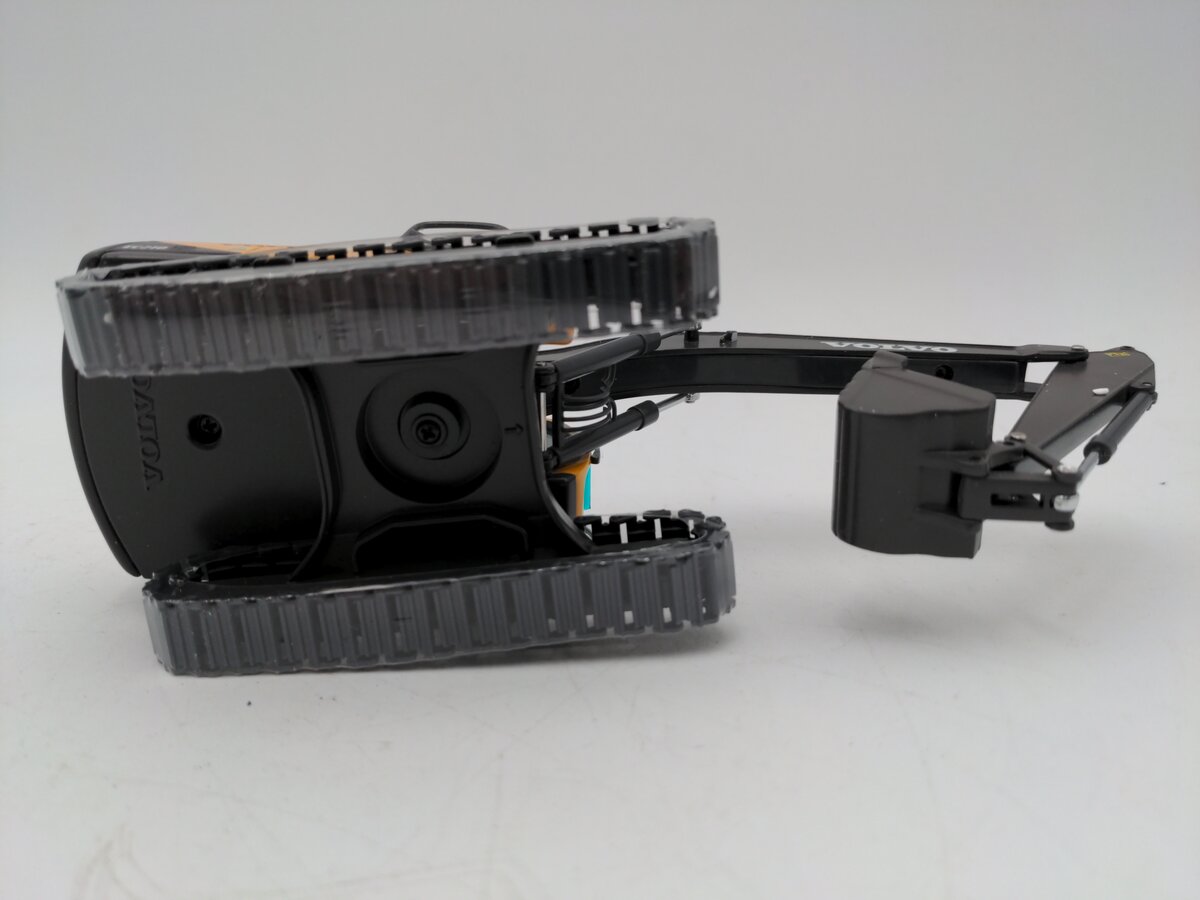 Motorart 1:50 Scale Volvo EC210 Track Excavator NIB