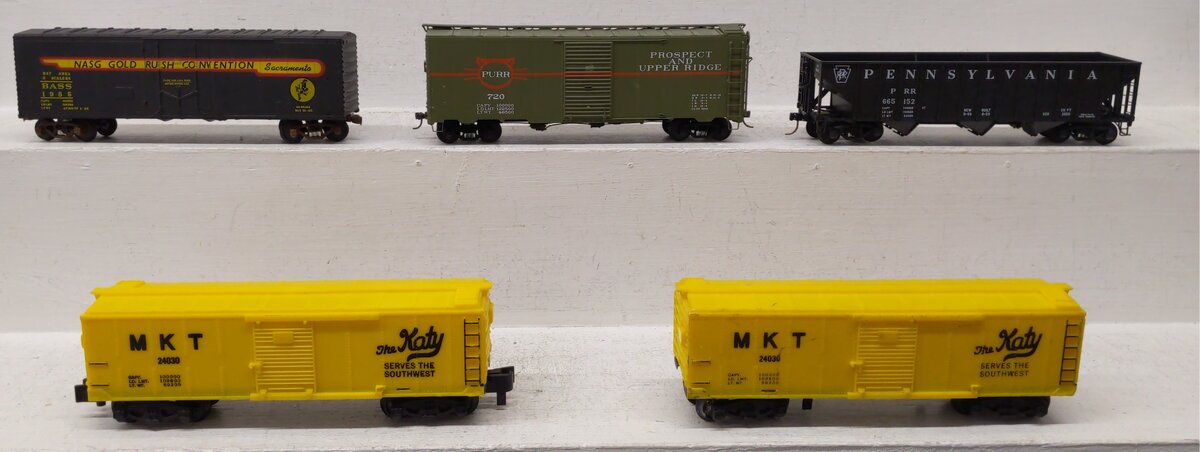 American Models & Other Assorted S Gauge Freight Cars [5] EX