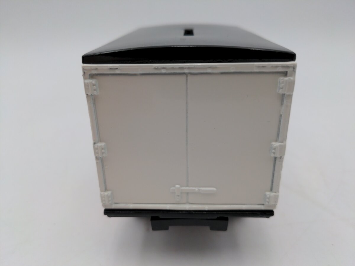 Ertl F-40 1:34 1931 Dodge Truck Bank LN/Box