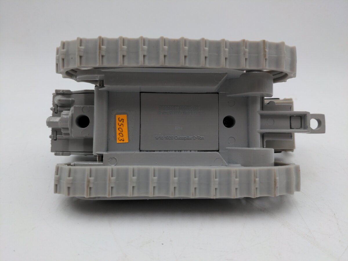 Norscot 55003 1:16 Caterpillar 2 Ton Tractor LN