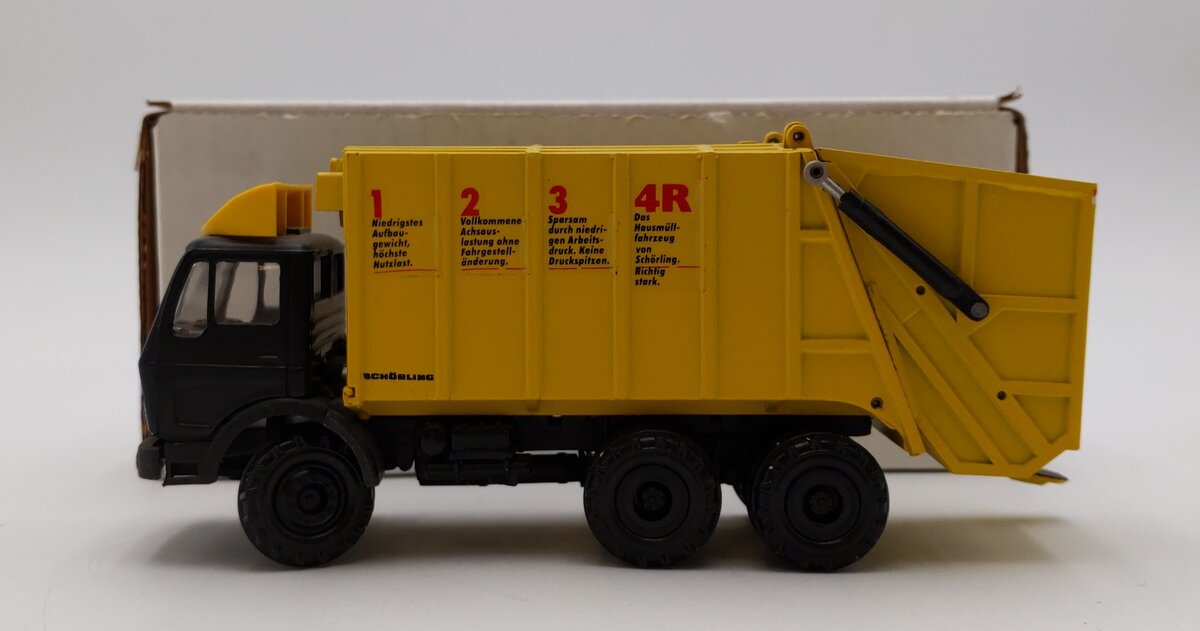 Conrad 3043 1:50 Scale Mercedes Garbage Truck 4-R EX/Box