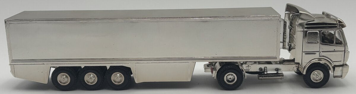 NZG 313 1:43 Mercedes 1748S Semi Tractor Truck w/Trailer - Mirror Finish EX/Box