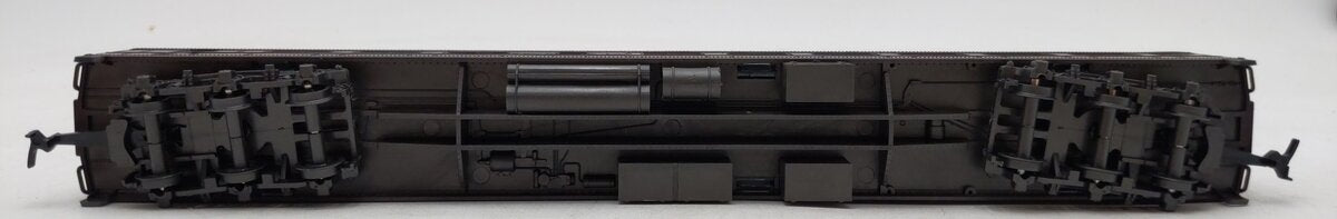 IHC 2631 HO Scale Canadian Pacific Heavyweight Passenger Diner 