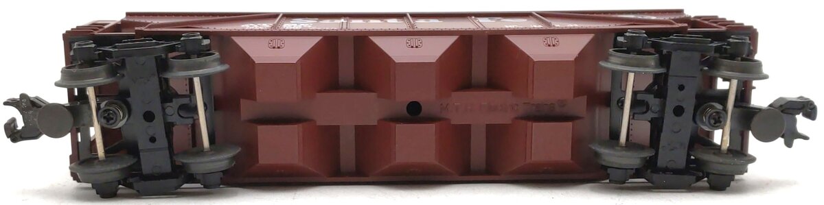 MTH 33-7504 O Gauge Santa Fe 3-Bay Covered Hopper #314953 LN/Box