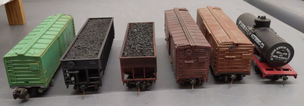 American Models Assorted S Gauge Freight Cars [6]  #201 #171407 #213846 #106394 EX