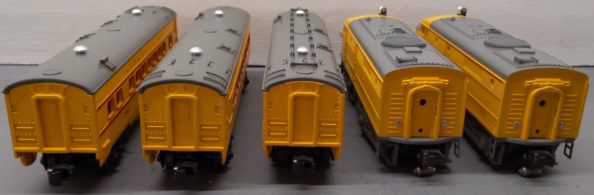 Lionel 6-38354 O Gauge Union Pacific Anniversary Diesel Passenger Set #1464W EX/Box