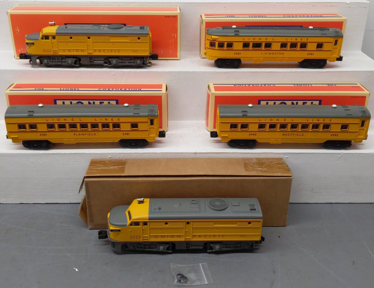 Lionel 6-38354 O Gauge Union Pacific Anniversary Diesel Passenger Set #1464W EX/Box