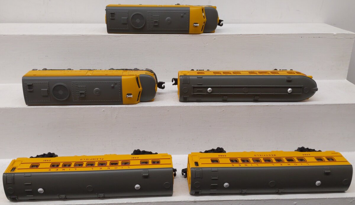 Lionel 6-38354 O Gauge Union Pacific Anniversary Diesel Passenger Set #1464W EX/Box