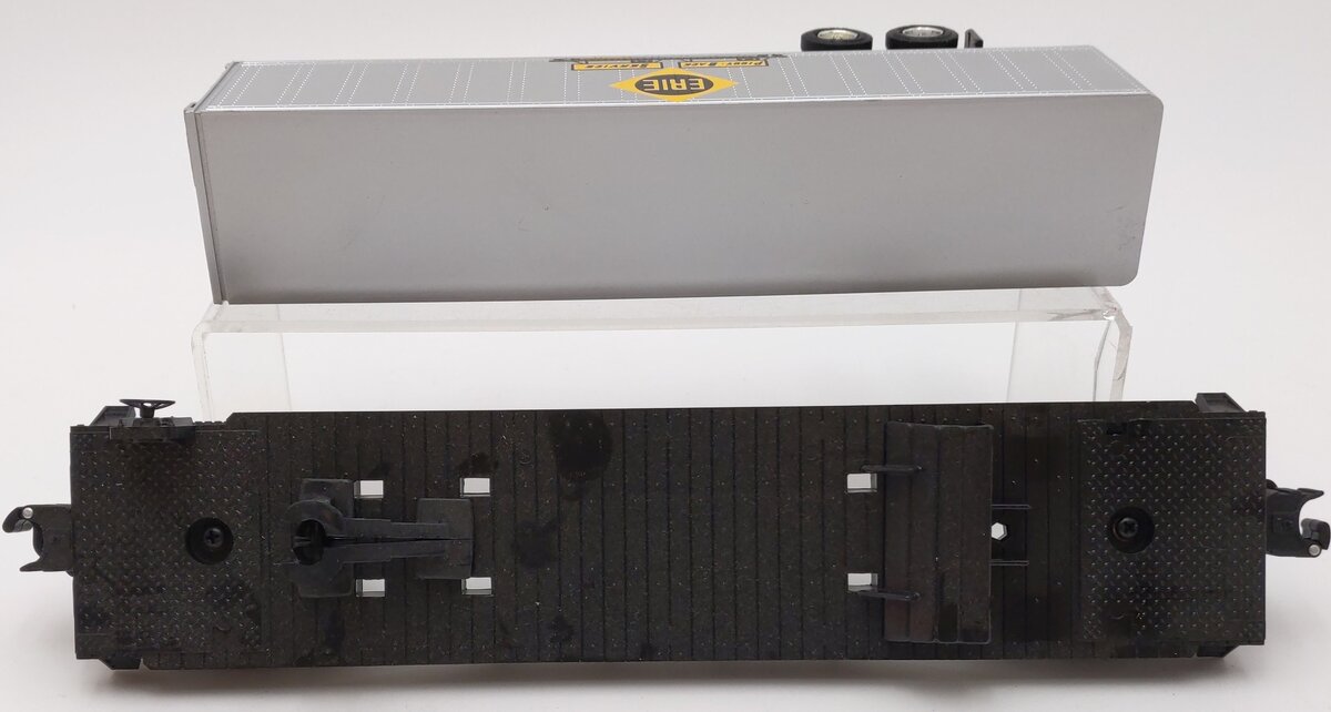 Lionel 6-19415 O Gauge Erie Flatcar #7200 w/ Trailer EX/Box