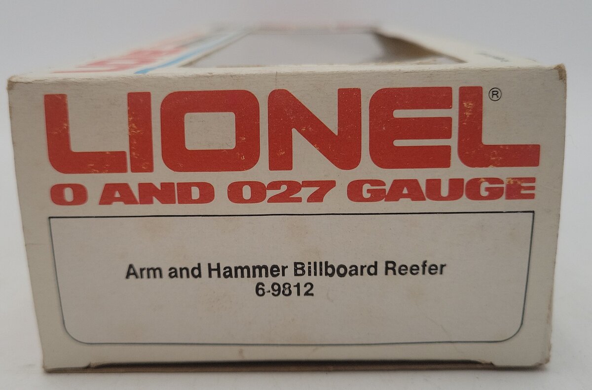 Lionel 6-9812 O Gauge Arm & Hammer Billboard Refrigerator Car #9812 EX/Box