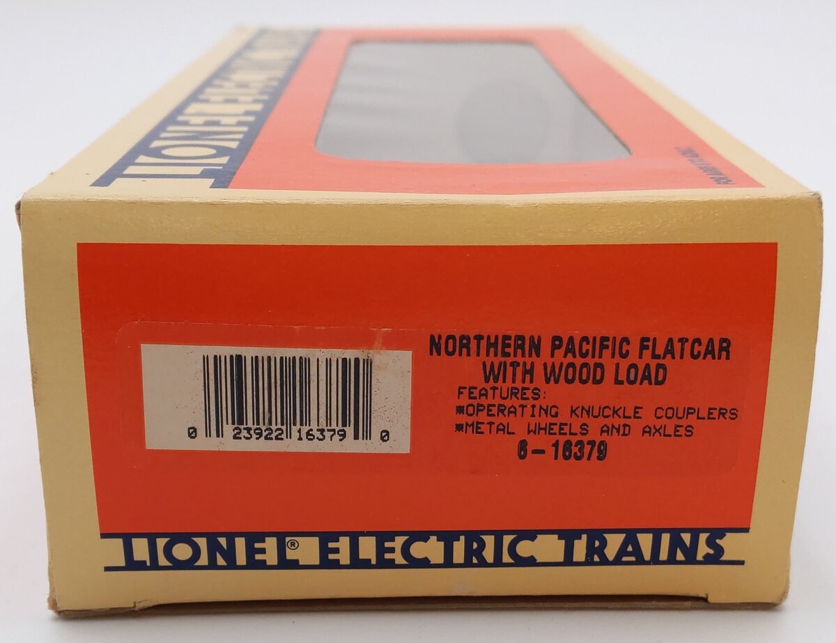 Lionel 6-16379 O Gauge Northern Pacific Flatcar w/ Wood Load EX/Box
