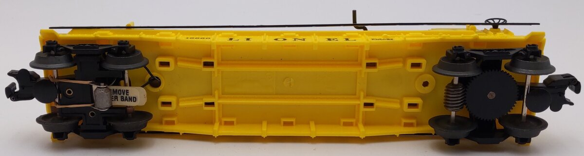 Lionel 6-16660 O Gauge Lionel Operating Fire Car With Ladders (Yellow) EX/Box