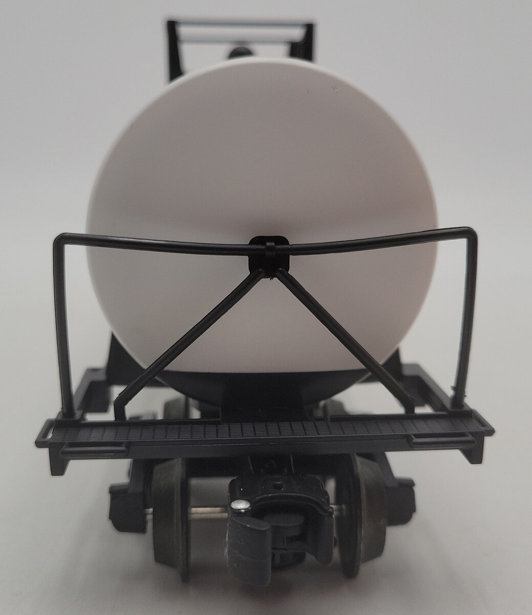 Lionel 6-17913 O Gauge JM Huber Unibody Tank Car #76295 EX/Box