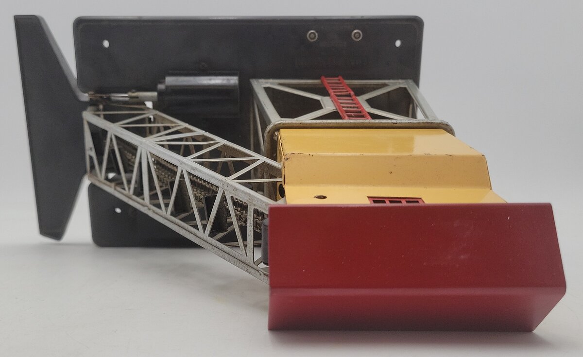 Lionel 97 Vintage O Operating Coal Elevator Loader VG