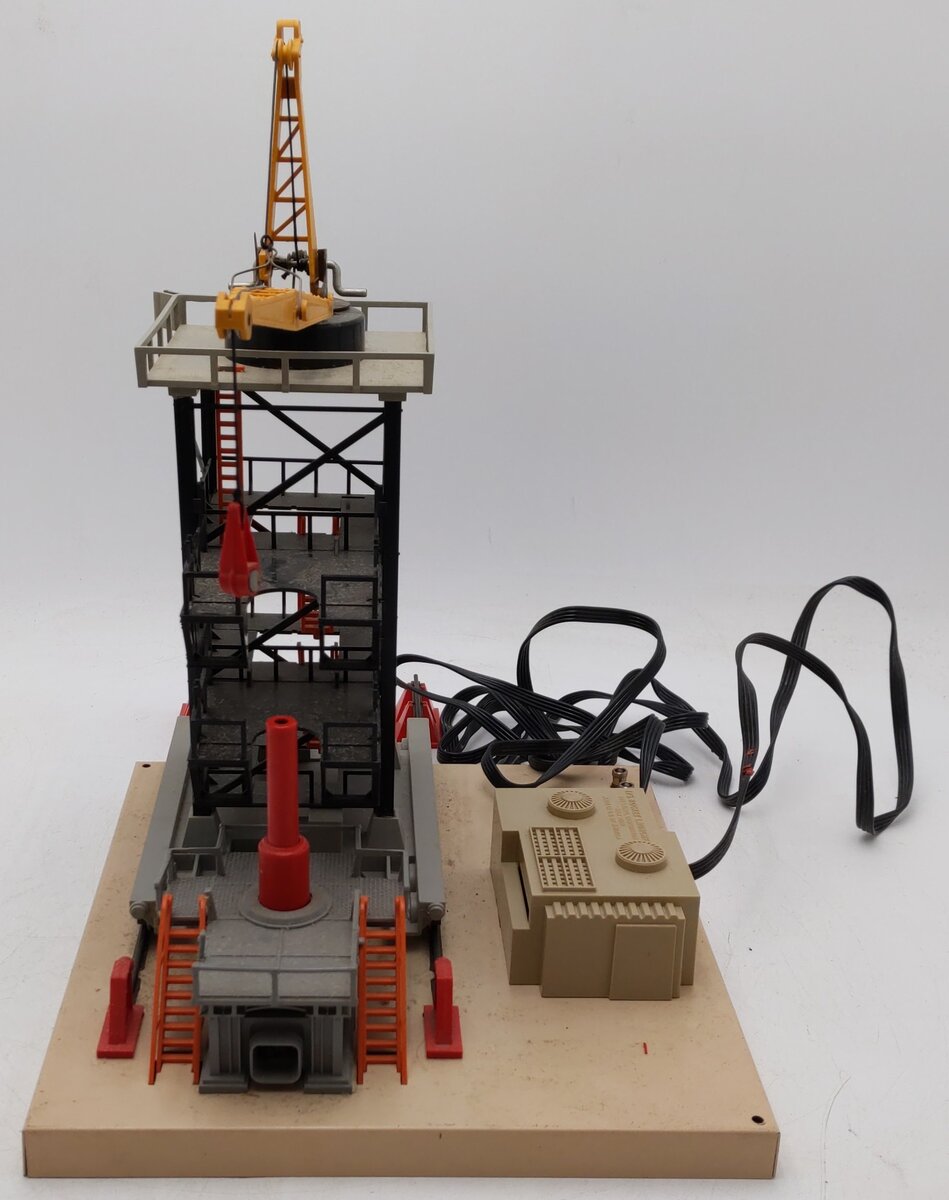 Lionel 175 Vintage O Operating Rocket Launcher Platform VG