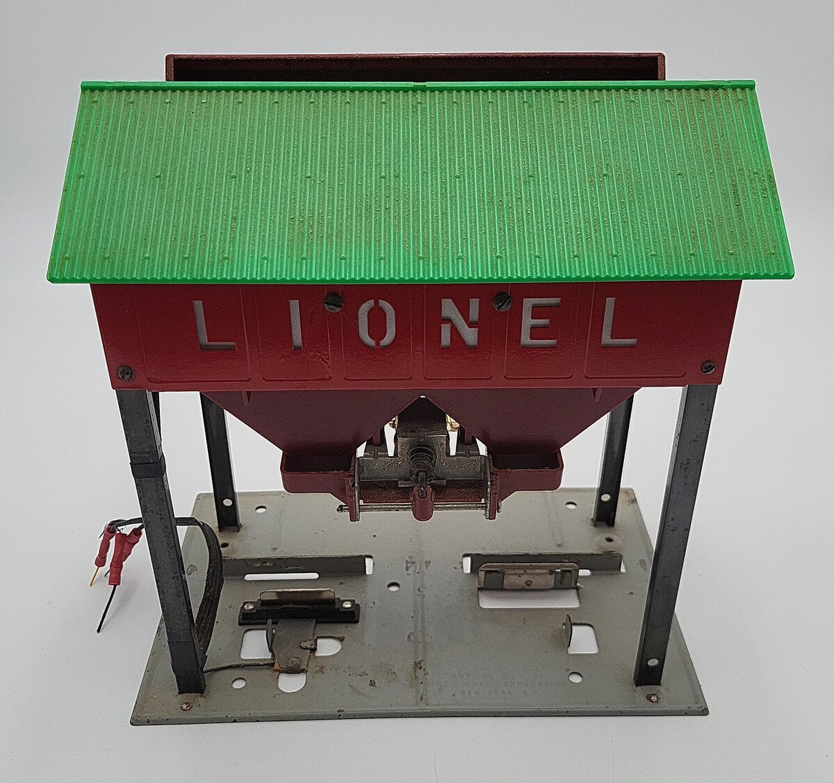 Lionel 497 Vintage O Operating Coaling Station VG