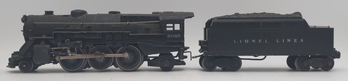 Lionel 2025 Vintage O 2-6-2 Die-Cast Steam Locomotive & 6466WX Tender VG