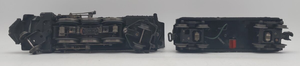 Lionel 2025 Vintage O 2-6-2 Die-Cast Steam Locomotive & 6466WX Tender VG